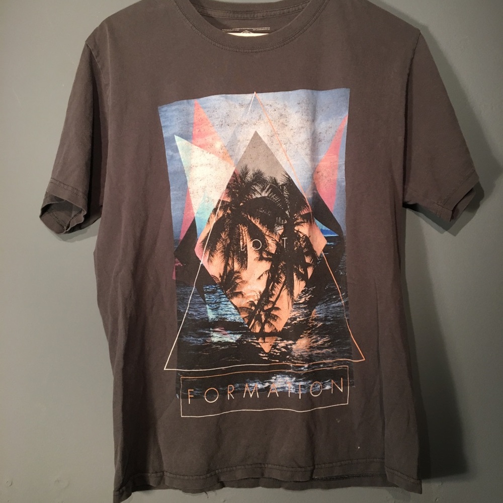 🍉 Lost formation graphic shirt palm trees beach